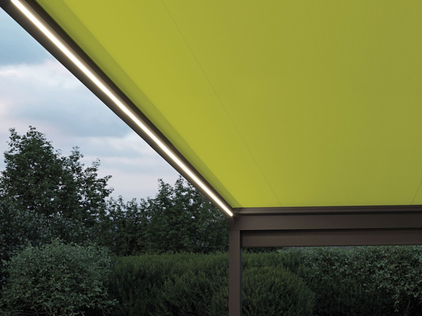 LED-line i sidestyreskinnen på Markilux underglasmarkise